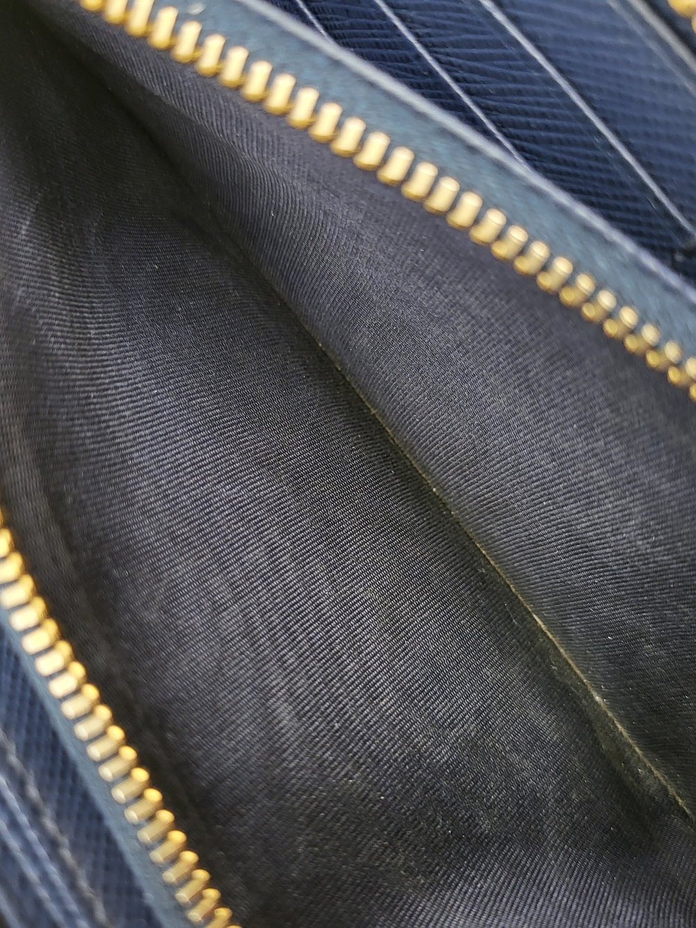 PRADA Blue Saffiano Leather Large Organizer Zip Wallet. Authentic. - Picture 7 of 16